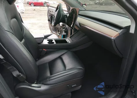 2021 Tesla Model Y Long Range Dual Motor All-Wheel Drive from USA, damaged, VIN 5YJYGDEE5MF256426